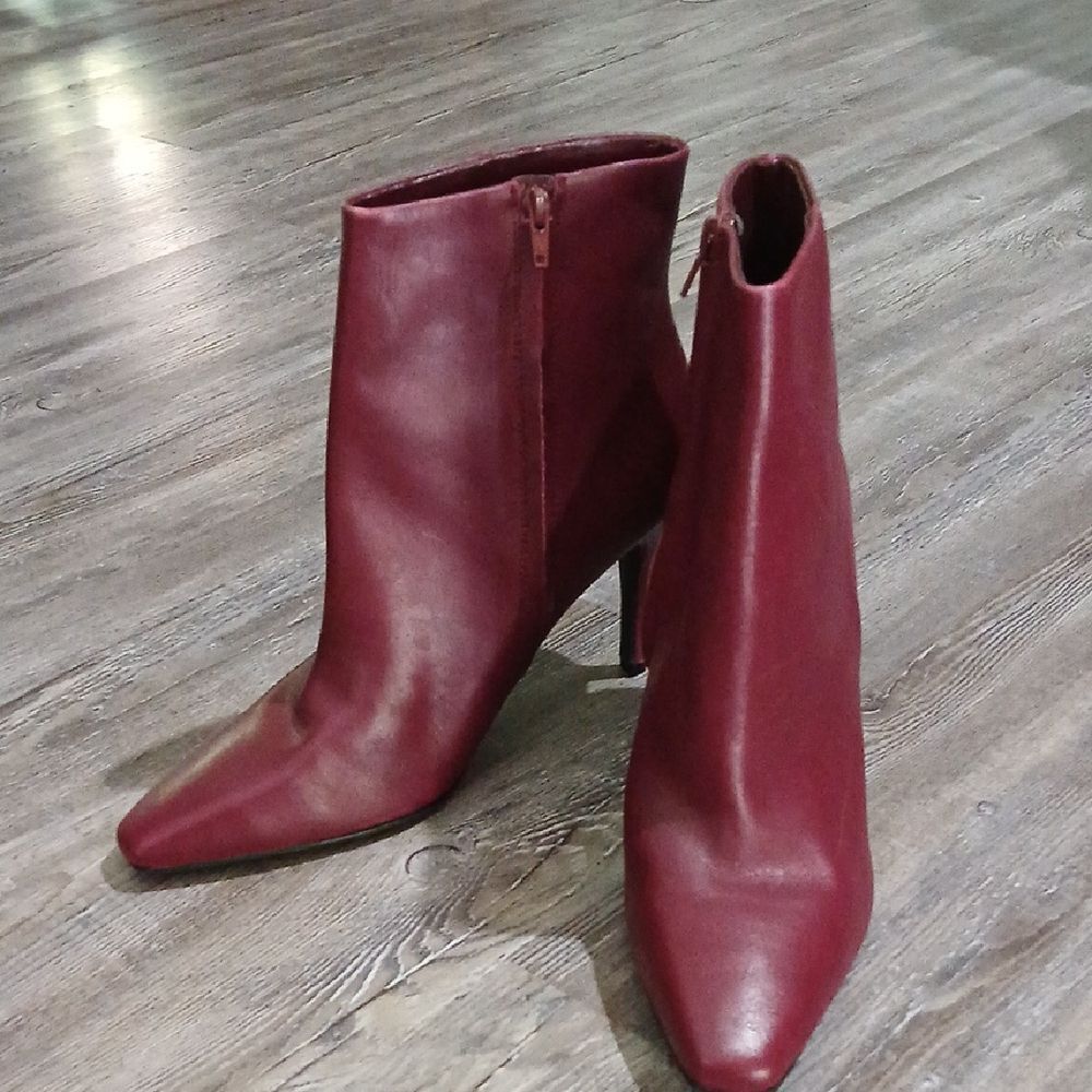 Nine West Sissa Dark Red (WIne) Leather Pointed Toe High Heel Ankle Boots Sz 11